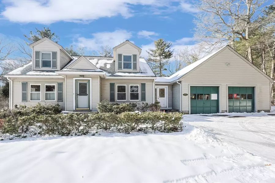1105 Washington St, Walpole, MA 02081