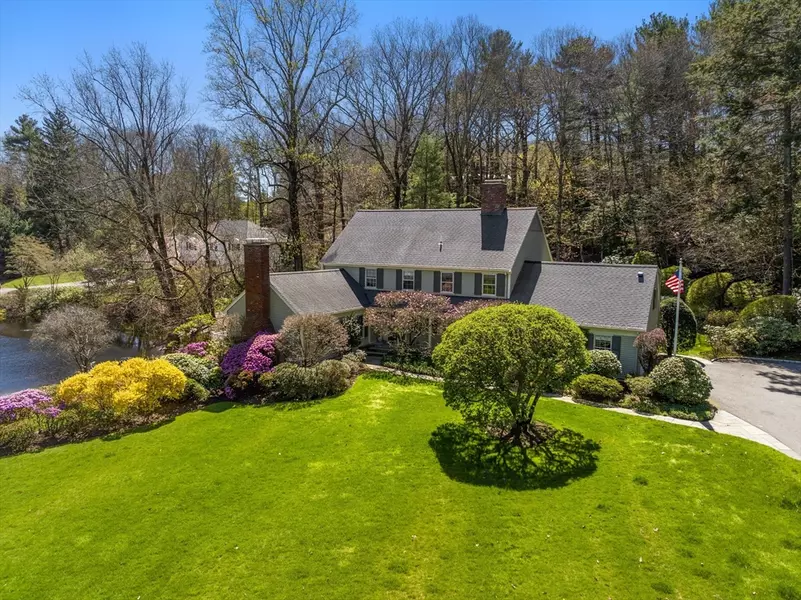 3 Tamarack Rd, Weston, MA 02493