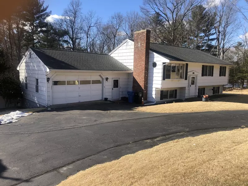 521 Franklin St, Whitman, MA 02382