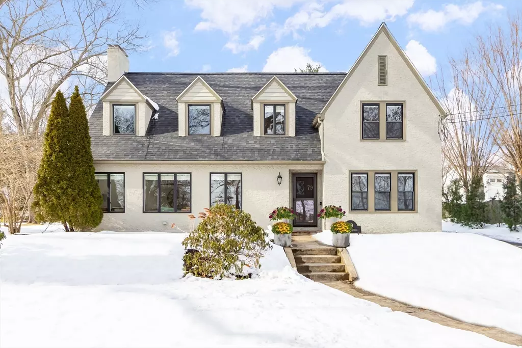 Needham, MA 02492,79 South Street