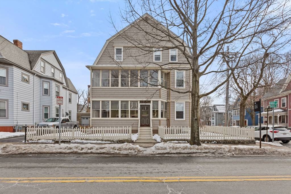 30 Rindge Ave, Cambridge, MA 02140