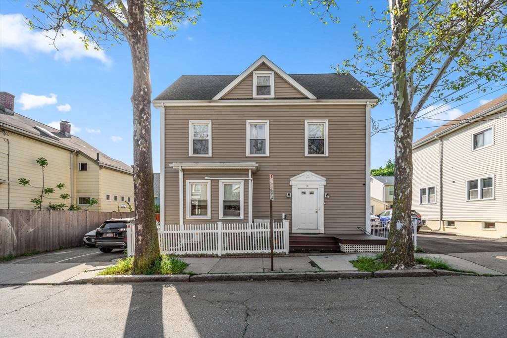 18 Loring St #1, Somerville, MA 02143