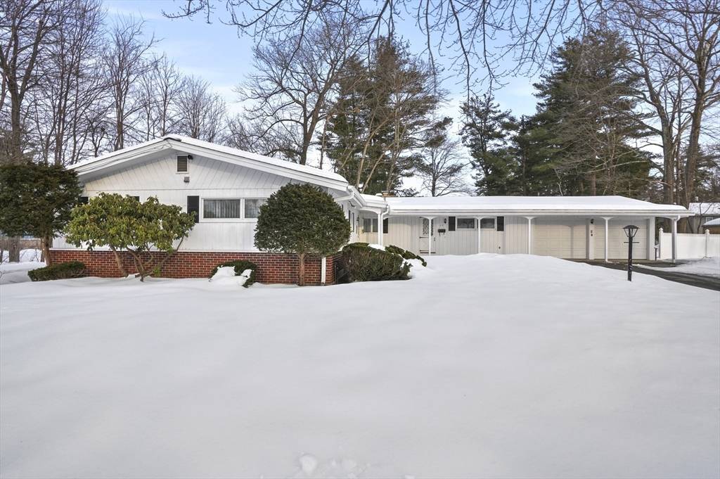 24 Miami Street, Fitchburg, MA 01420