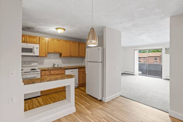 17 Davis Rd #C9, Acton, MA 01720