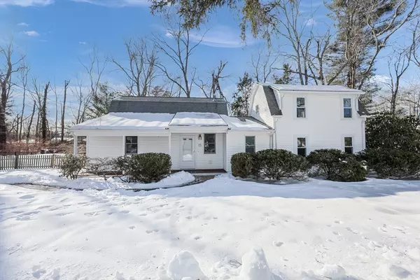 7 Cottage Dr, Holliston, MA 01746