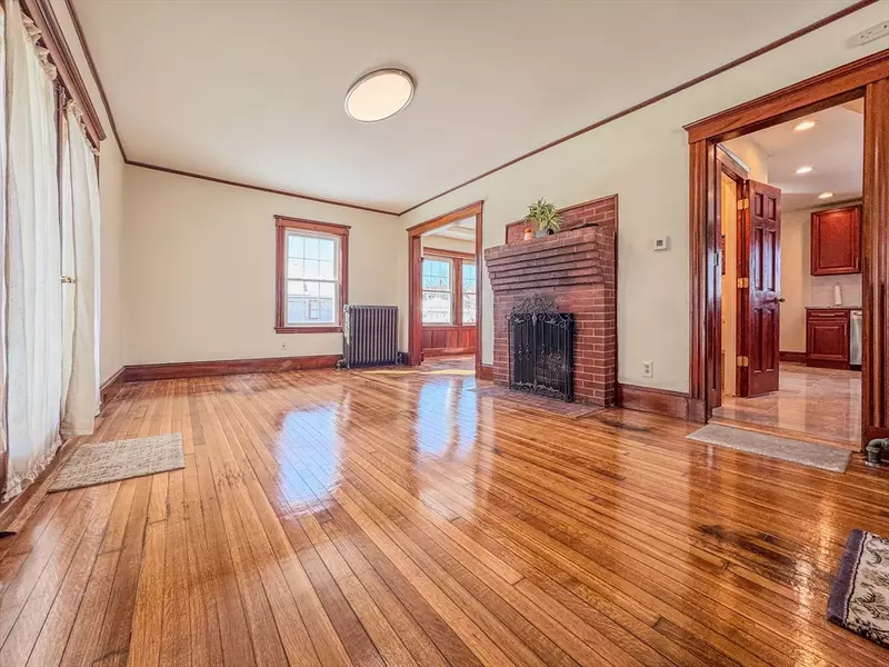 18 Albion Rd, Quincy, MA 02171