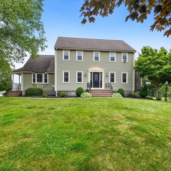 10 Icehouse Lane, Rockland, MA 02370