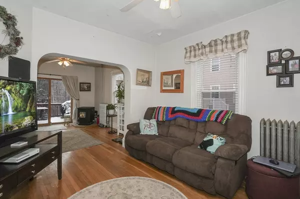 Leominster, MA 01453,72 Boutelle Street