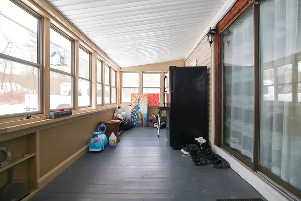 Fitchburg, MA 01420,277 Wanoosnoc Rd