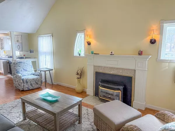 Wareham, MA 02571,1 Central Ave