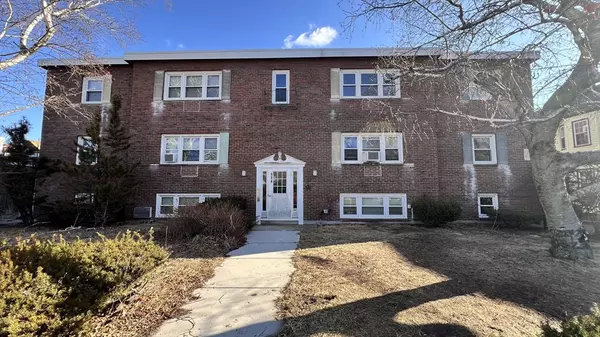 114 Willard St #9, Quincy, MA 02169