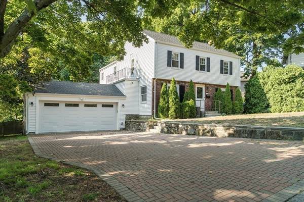 100 Summit Ave, Brookline, MA 02446