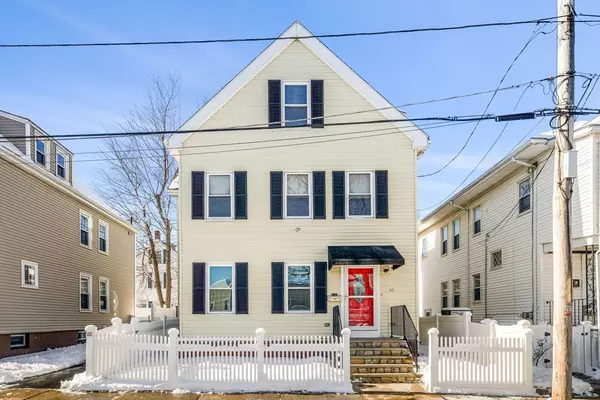 16 Circuit St, Medford, MA 02155