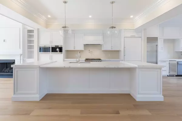 Boston, MA 02108,71 Mount Vernon St #1