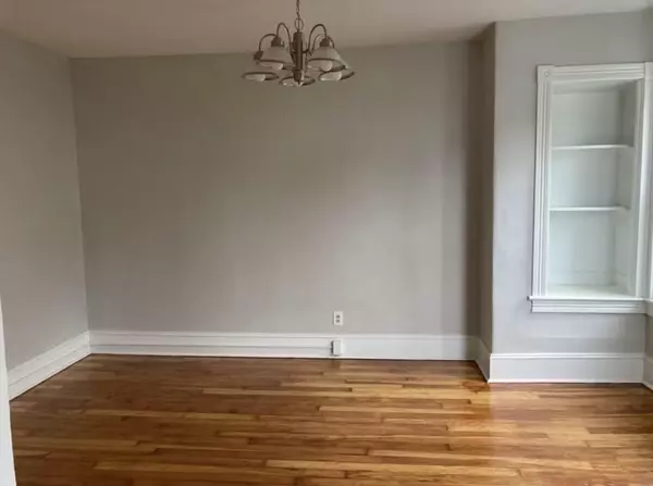 Fall River, MA 02723,338 Jencks St
