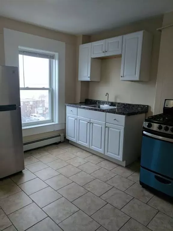 25 Division St. #3, Chelsea, MA 02150