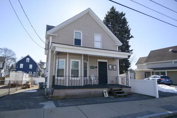 8 Proctor Street, Peabody, MA 01960