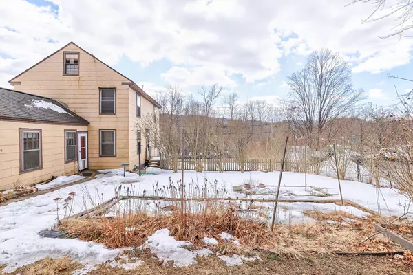 Sturbridge, MA 01566,600 Main St