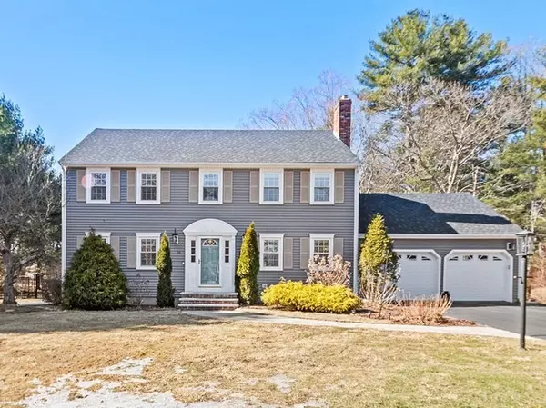 16 Erin Dr, Mansfield, MA 02048