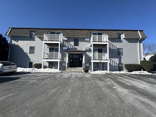 653 Plantation St #5A, Worcester, MA 01605