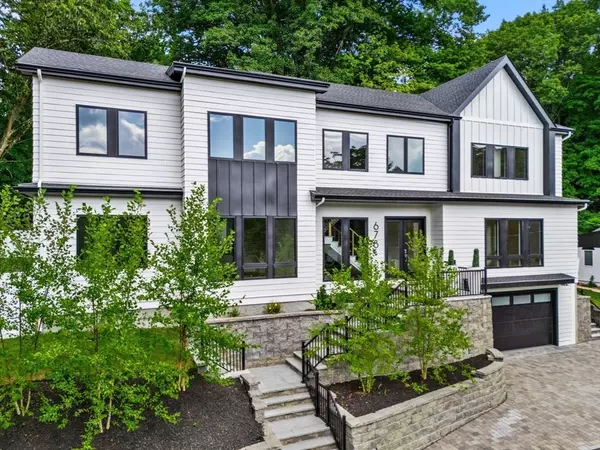 678 Dedham, Newton, MA 02459