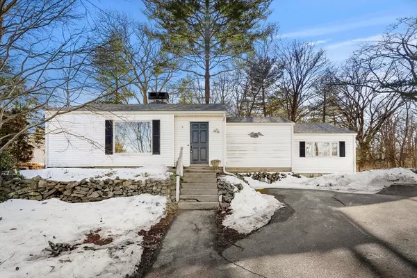 286 Locust St, Danvers, MA 01923