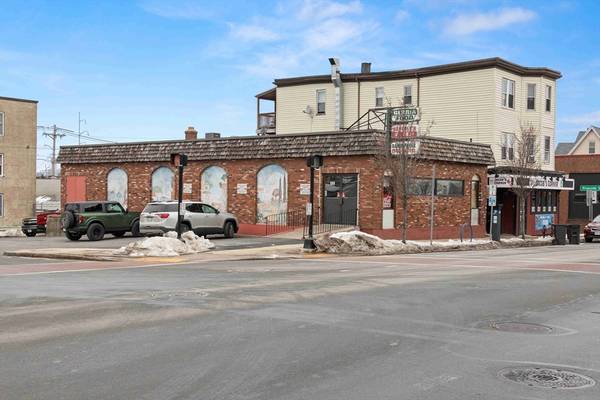 268-272 Rantoul St, Beverly, MA 01915