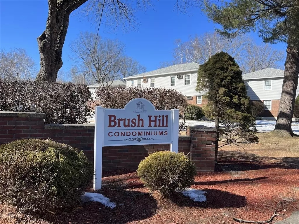 West Springfield, MA 01089,80 Brush Hill Avenue #15