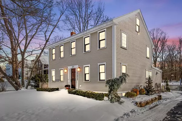 371 Main St, West Newbury, MA 01985