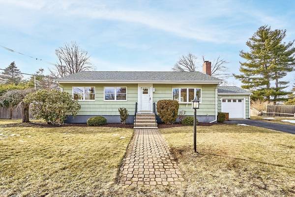 4 Parkman Rd, Reading, MA 01867