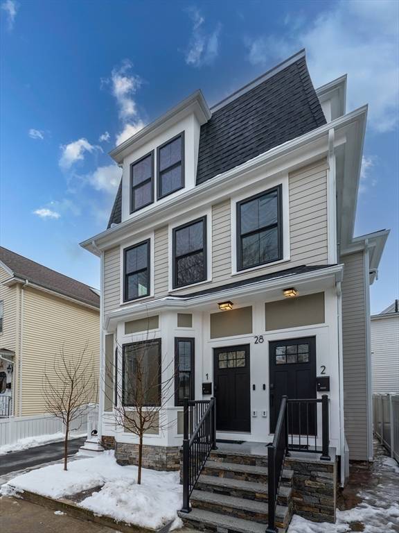 28 Brook St, Somerville, MA 02145