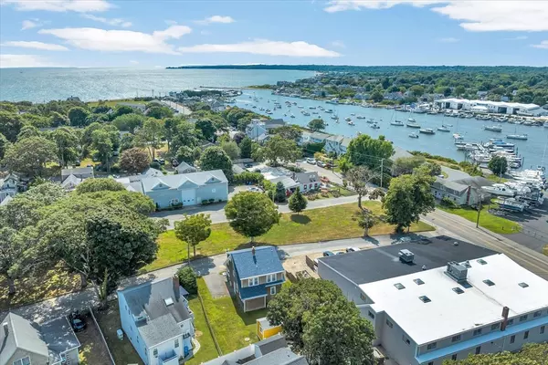 Falmouth, MA 02540,10 Vesper Ave