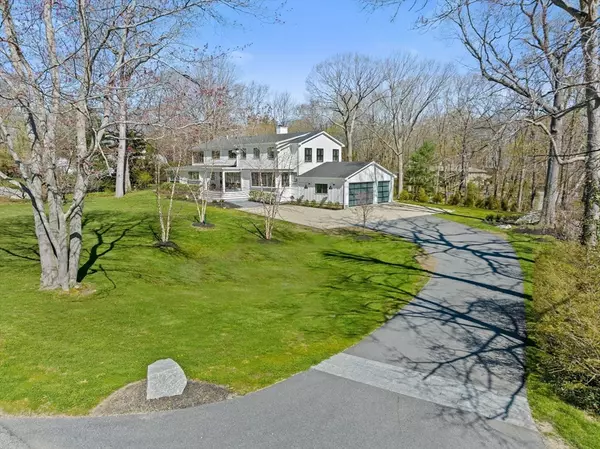 Hingham, MA 02043,16 Porters Cove Rd