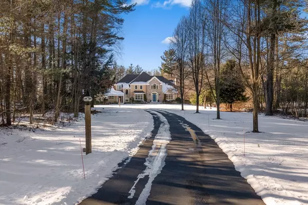 59 Anderson Farm Rd, Hanover, MA 02339