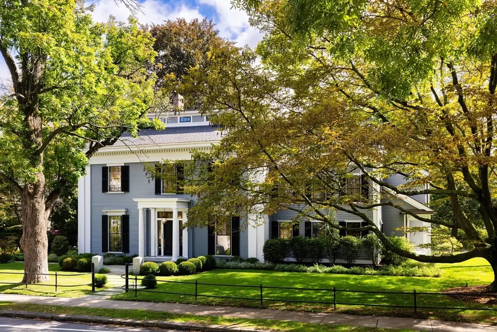 Cambridge, MA 02138,172 Brattle Street