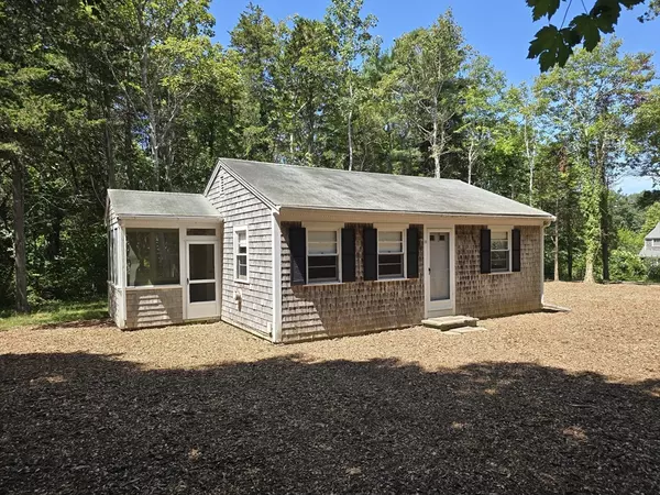 Orleans, MA 02653,10 Landers Lane