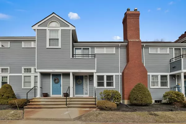 501 Auburn St #305, Whitman, MA 02382