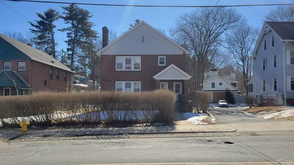 51 Main St #1, Southbridge, MA 01550