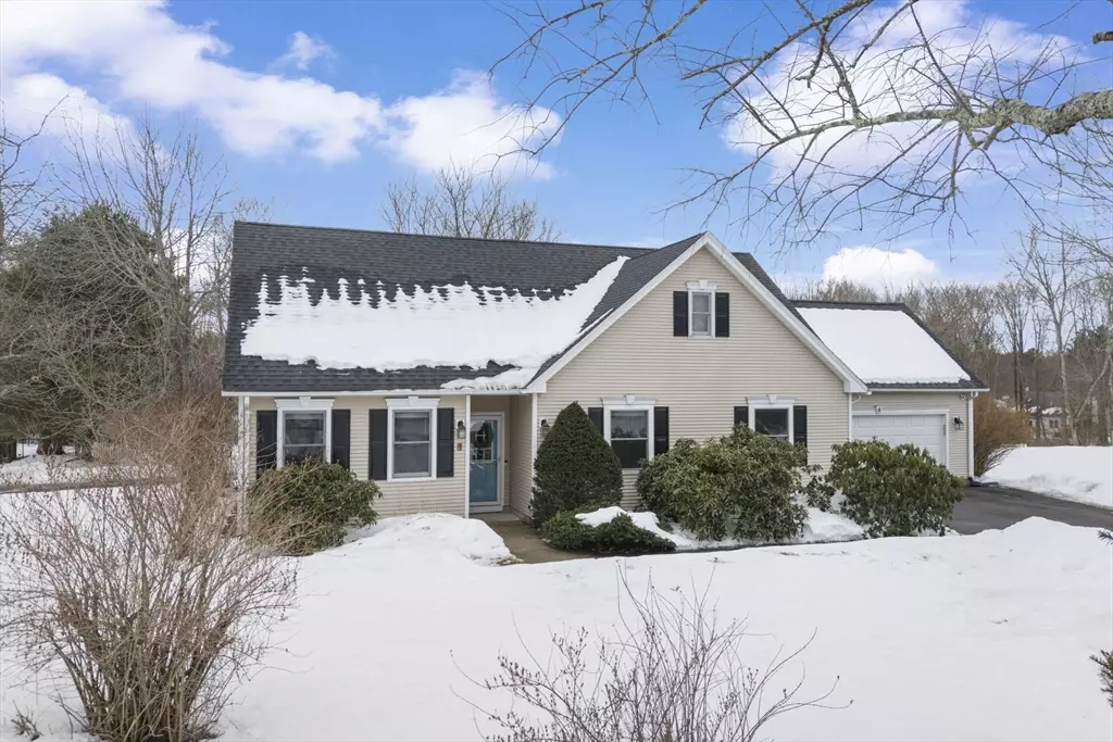 Haverhill, MA 01832,4 Juniper Wood Dr