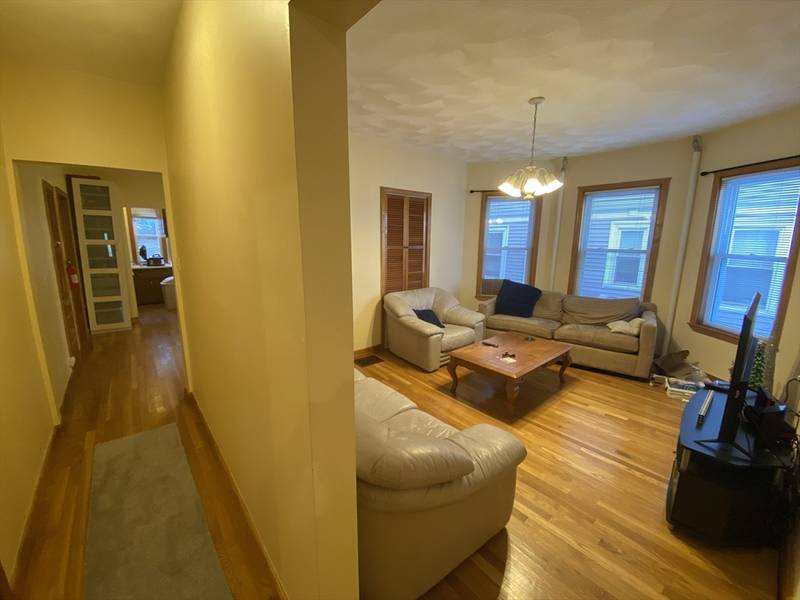 35-37 Hancock St #1, Somerville, MA 02144