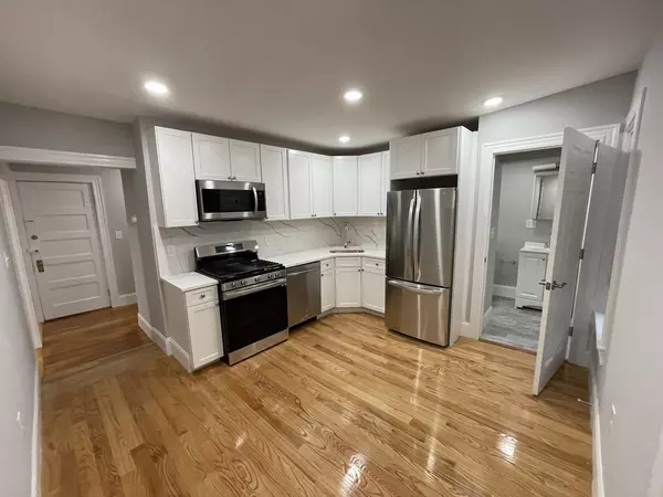 3 Mossland St #2, Somerville, MA 02143