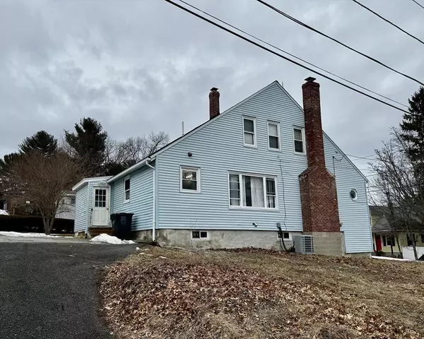 136 Homefield Ave, Dracut, MA 01826