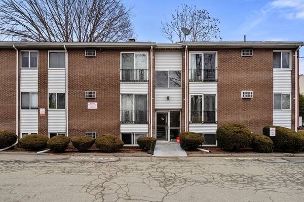 180 River Street #B4, Waltham, MA 02453