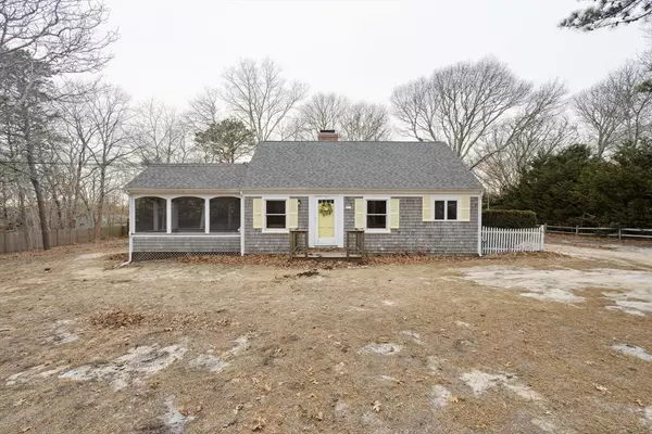 35 Higgins Rd, Eastham, MA 02642