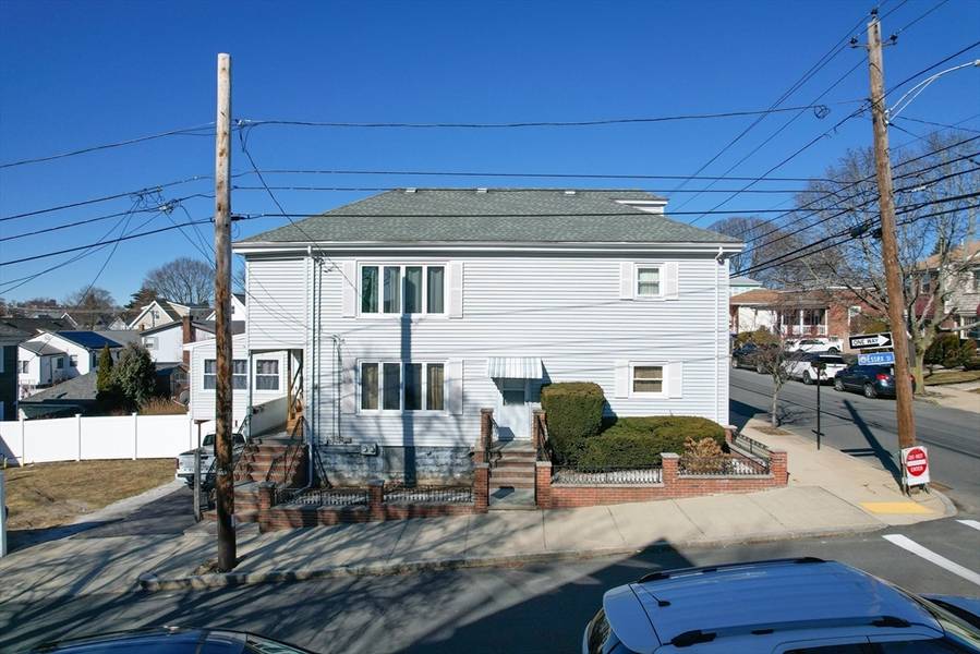 60 Essex St, Revere, MA 02151