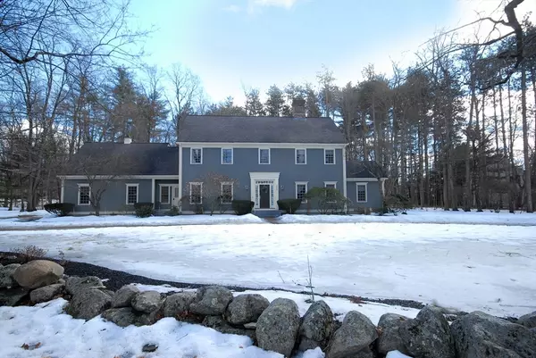 43 Old Concord Rd, Lincoln, MA 01773