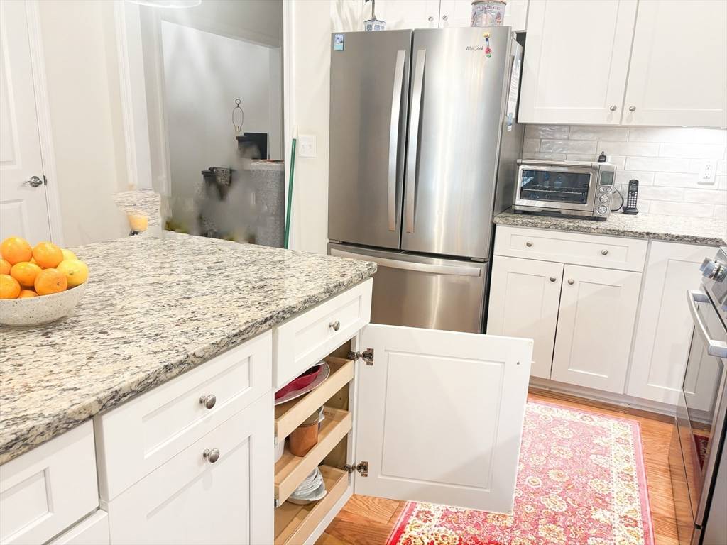 North Reading, MA 01864,200 Martins Lndg #108