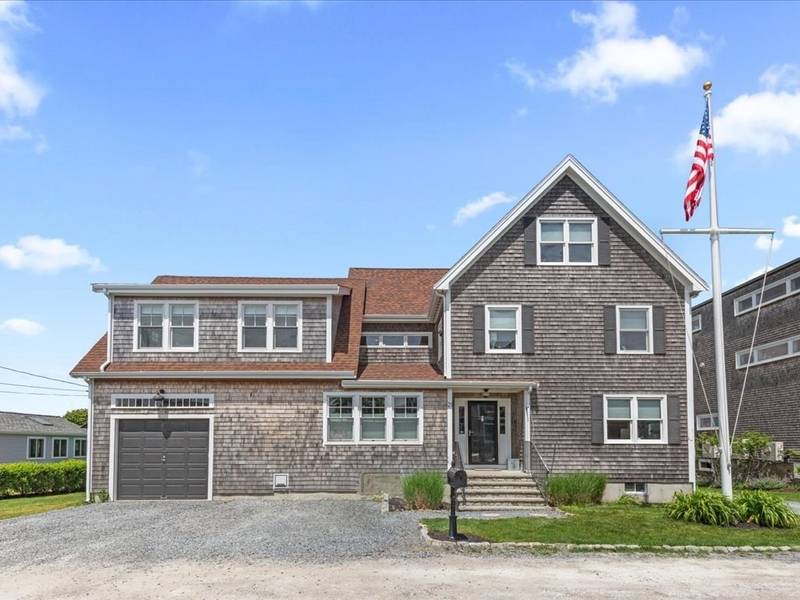 21 Bradford Ave, Scituate, MA 02066