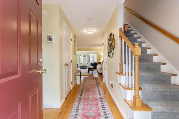 Middleton, MA 01949,14 Meeting House Square #109