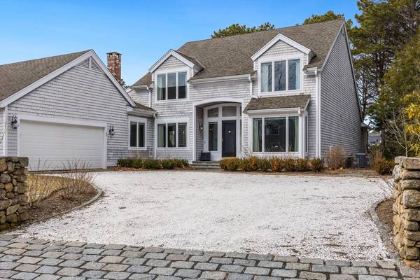 44 The Heights, Mashpee, MA 02649